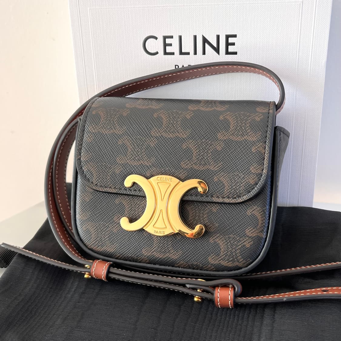 [S급/정품] 셀린느 미니 클로드 트리옹프 크로스백 가방 상품이미지2