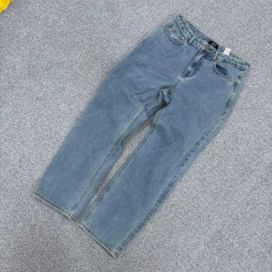 32 신형 무신사스탠다드 연청 데님 팬츠 0526J 상품이미지1