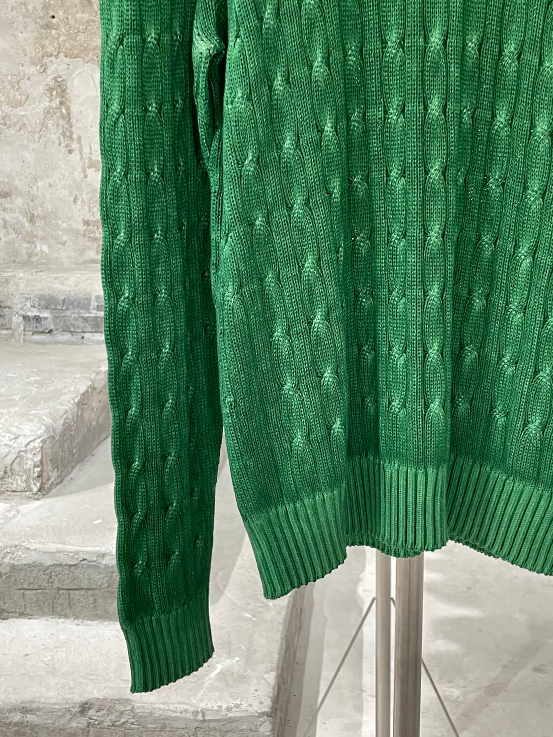 캉그라 그린 U넥 케이블 스웨터 상품이미지4