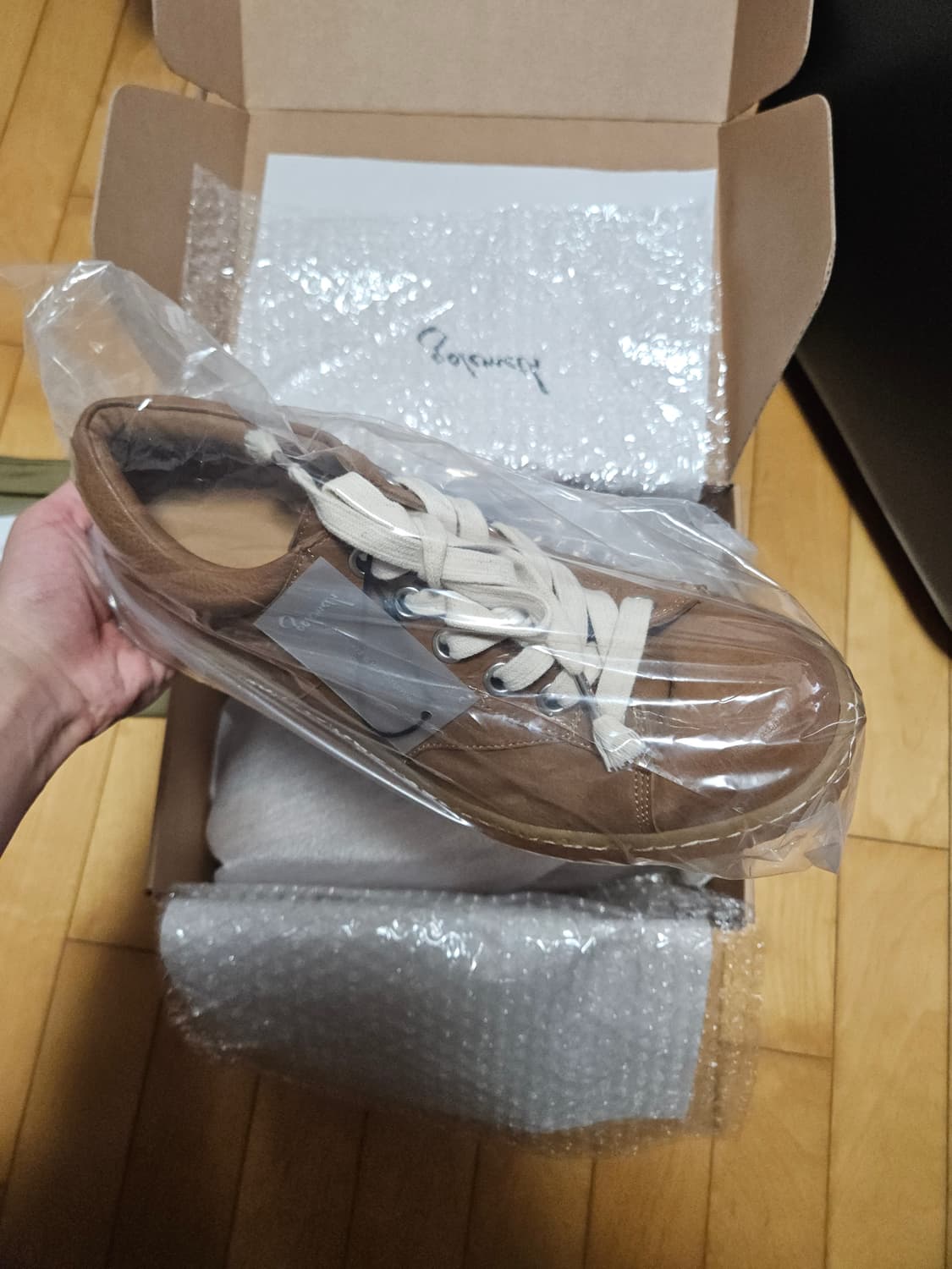 골멧 horse leather 이모셔널 스니커즈 low 빈티지브라운 43 상품이미지6