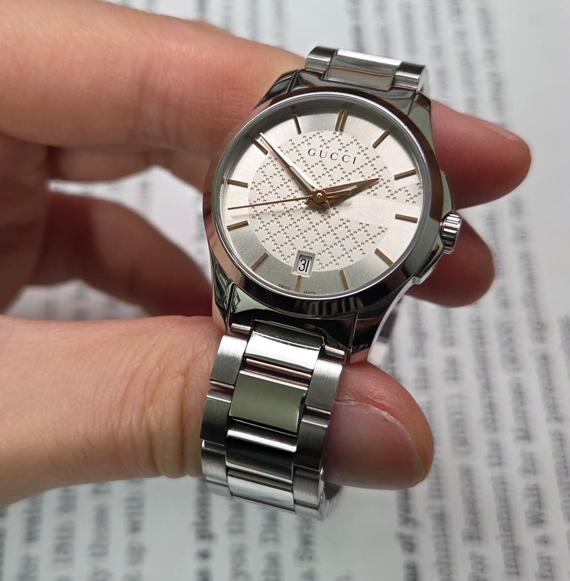 구찌 G타임리스 126.5 실버다이얼 여성용 쿼츠 브레이슬릿 ver.
 상품이미지4