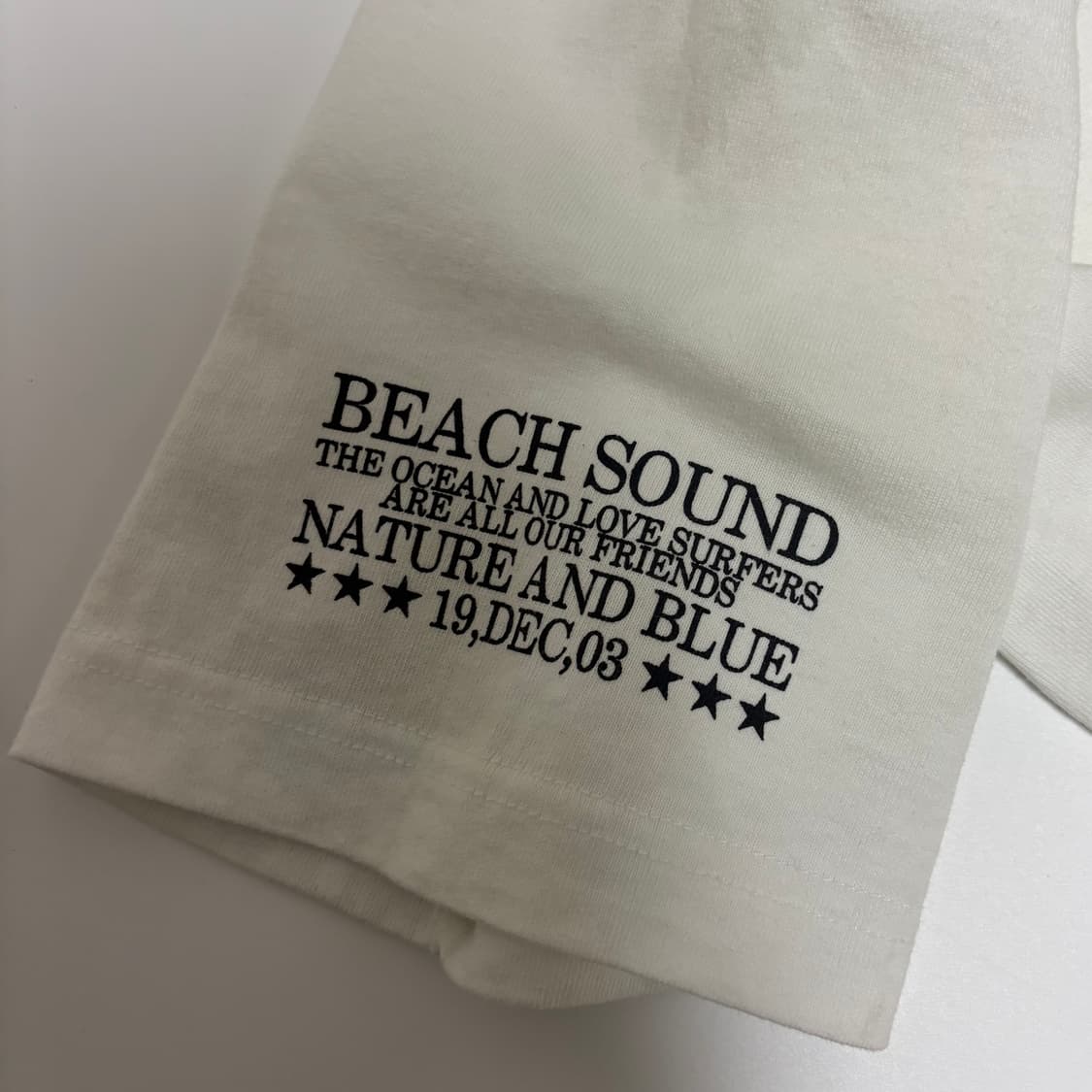 비치 사운드(Beach Sound) 네이쳐 앤 블루 그래픽 반팔 티셔츠 상품이미지5