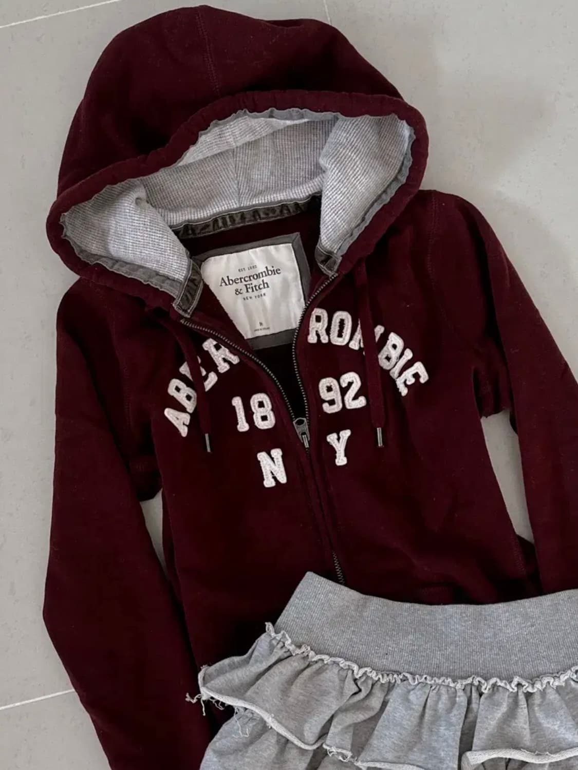 아베크롬비 버건디 후드집업 M 상품이미지1