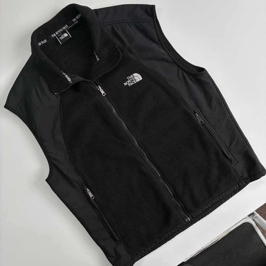 The North Face  노스페이스 00,s 블랙 플리스 베스트 상품이미지2
