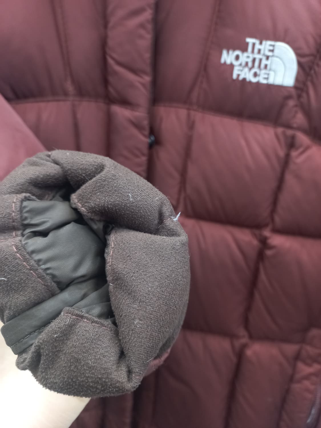 노스페이스 여성 구스600버건디 패딩 XS(여85) 상품이미지7