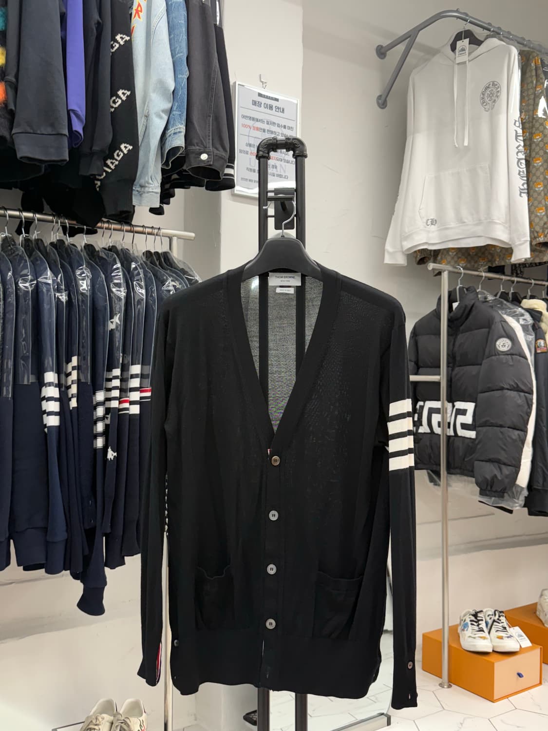 [5] 톰브라운 사선완장 메리노 울 가디건 상품이미지1