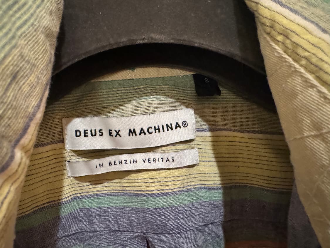 데우스엑스마키나 셔츠 상품이미지6