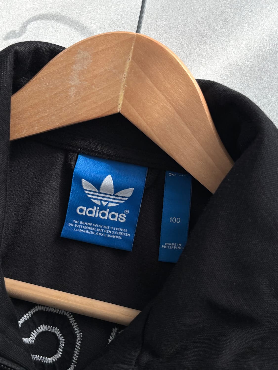 Adidas 아디다스 블랙컬러 뉴욕 카이저 트랙탑 상품이미지5