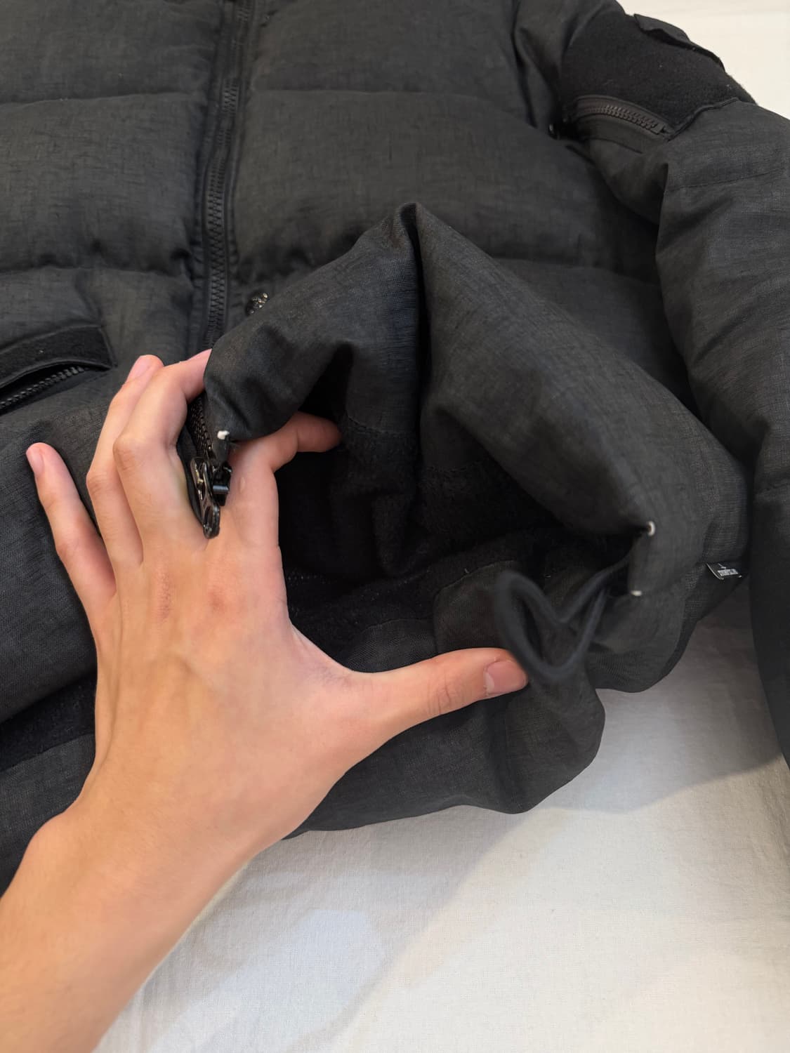 스톤아일랜드 20fw 쉐도우프로젝트 린넨 패딩 블랙 상품이미지10