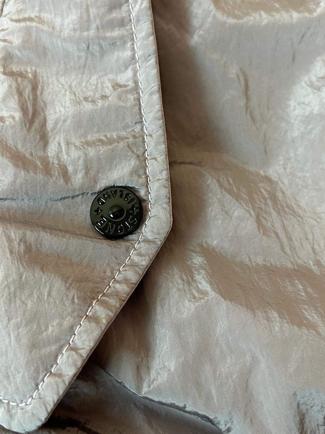 스톤아일랜드 나일론 메탈 라벤더 바람막이 자켓 상품이미지6