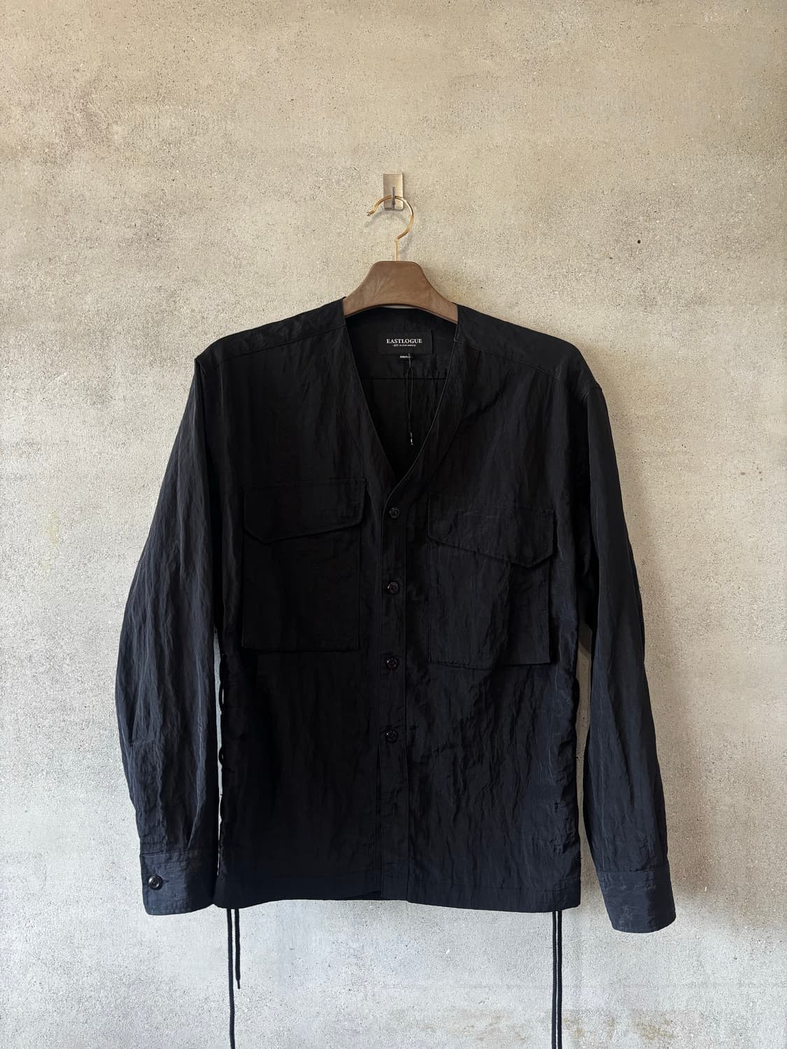 이스트로그셔츠 상품이미지1