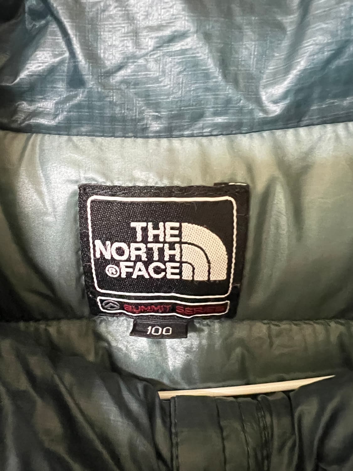 노스페이스 녹계 써밋 800 유광 경량패딩 100 상품이미지4