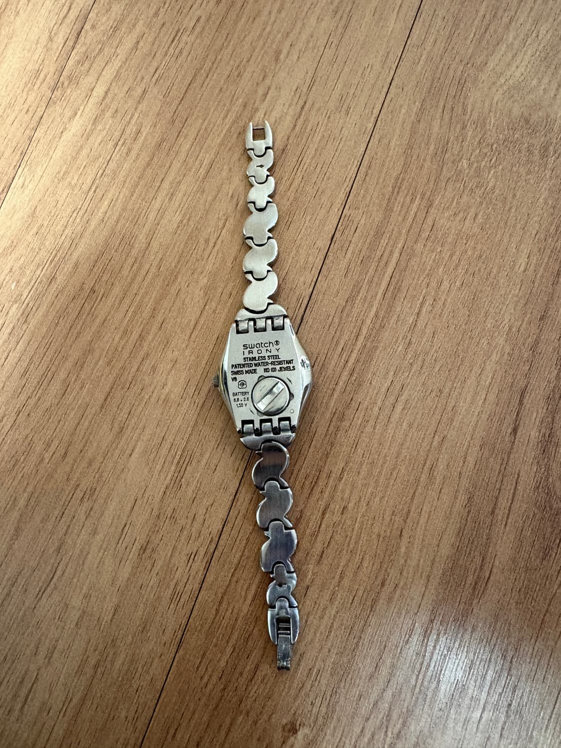 스와치 아이러니(Irony) 라인 여성용 메탈 시계 상품이미지6