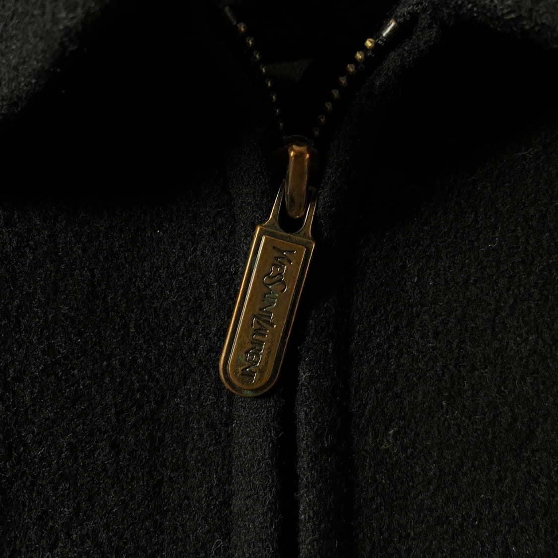 YSL  입생로랑 자수 블랙 울 숏코트  상품이미지4