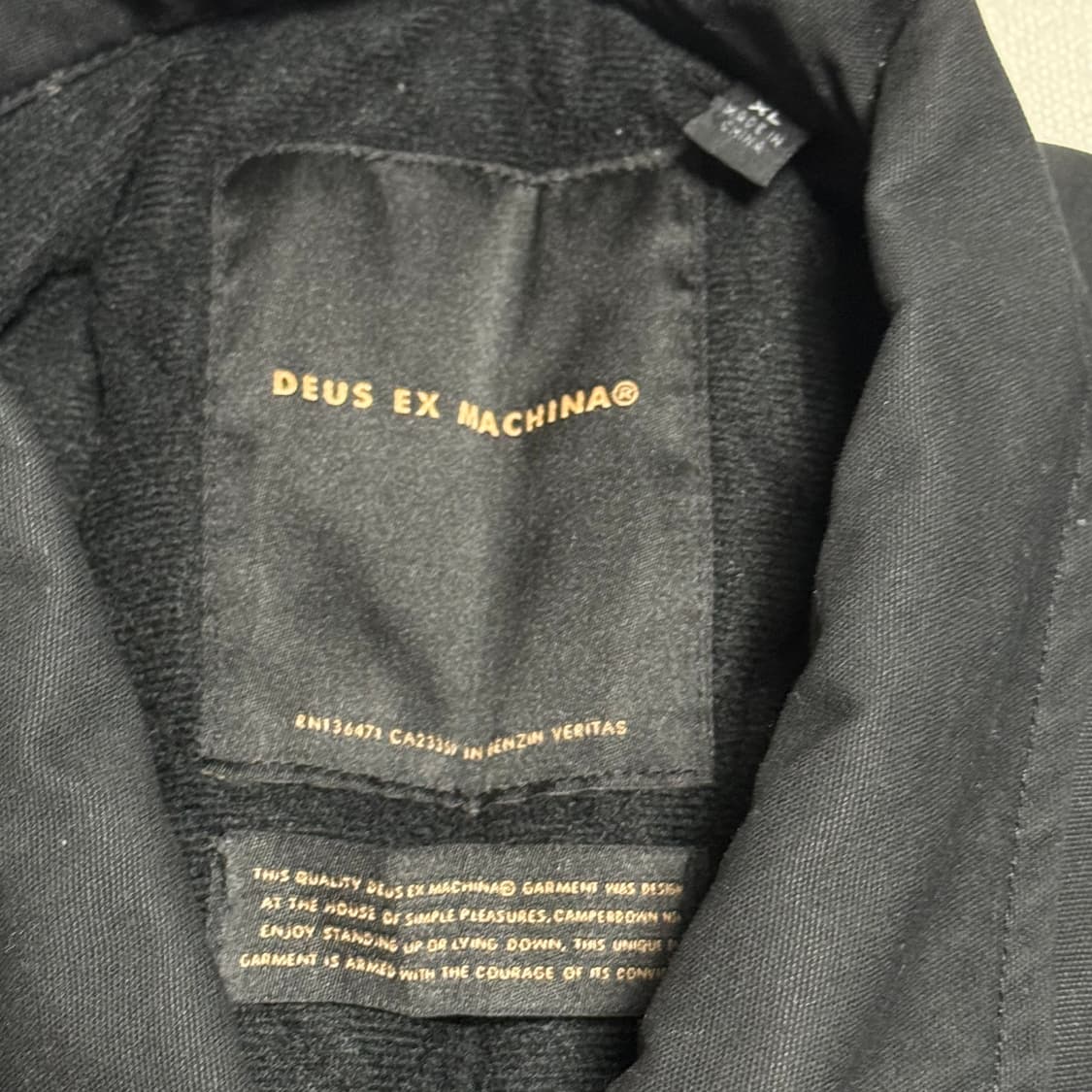 XL 데우스 엑스 마키나 워크숍 블랙 코치 자켓 상품이미지4