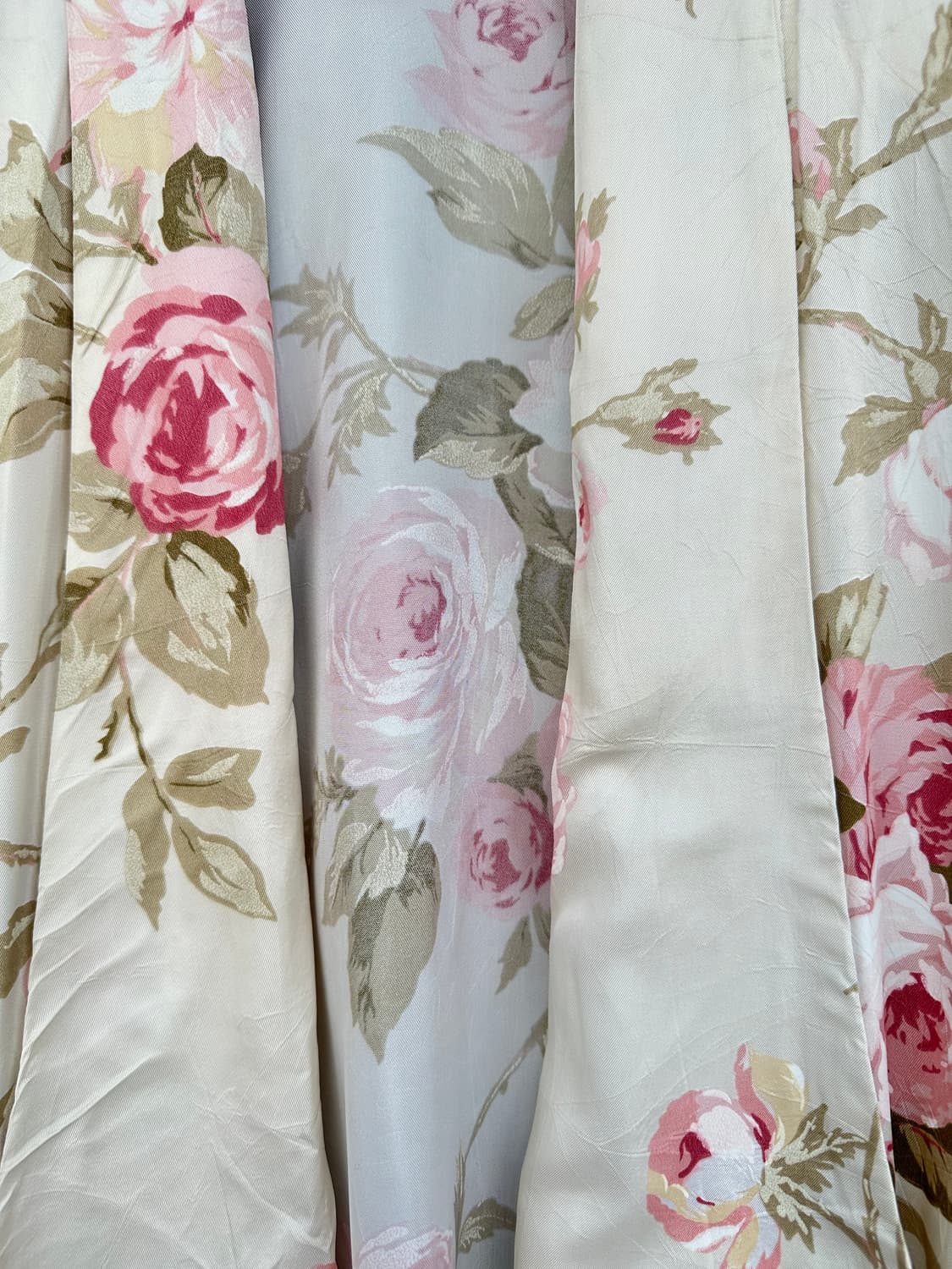 로맨틱 빈티지의 정석, 'Katie' 플로럴 가운 상품이미지5