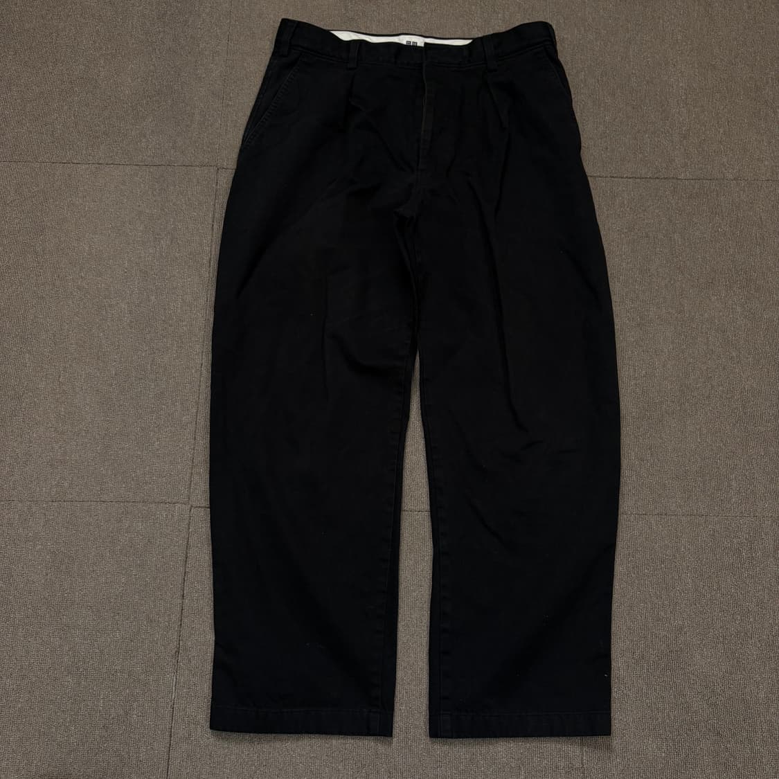 uniqlo u 유니클로u 르메르 와이드 턱테이퍼드 치노팬츠 88 상품이미지1