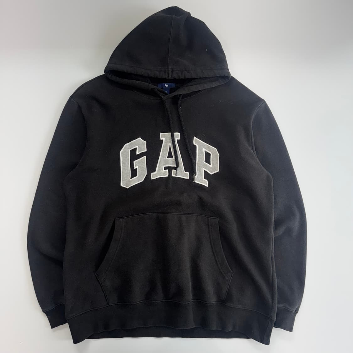 Gap 갭 그레이 로고 블랙 후드티 상품이미지3