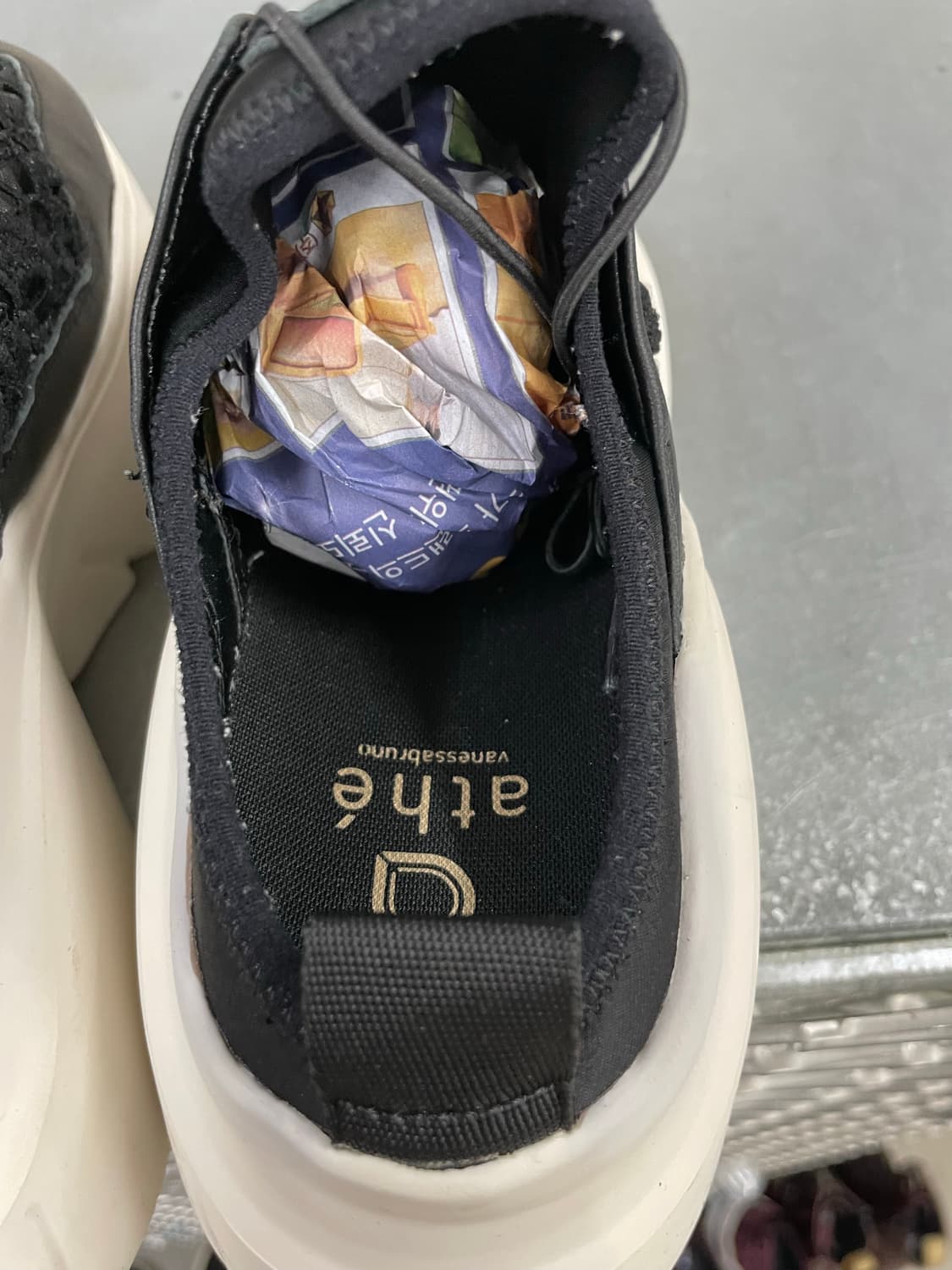 아떼 플랫폼 스니커즈 블랙 240 상품이미지8