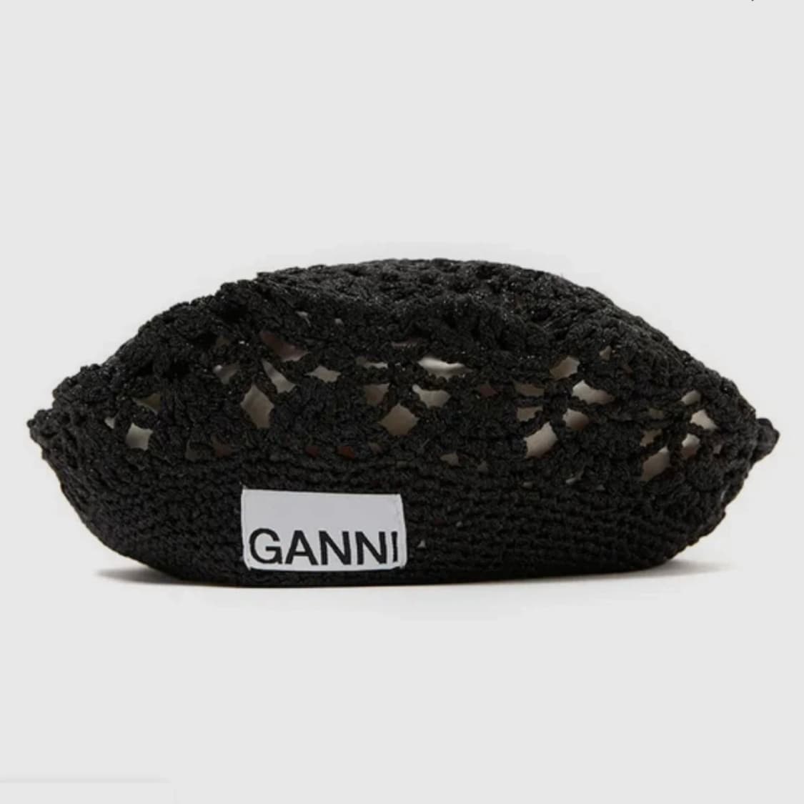 GANNI 가니 크로셰 니트 베레모 — 블랙 (새상품) 상품이미지1