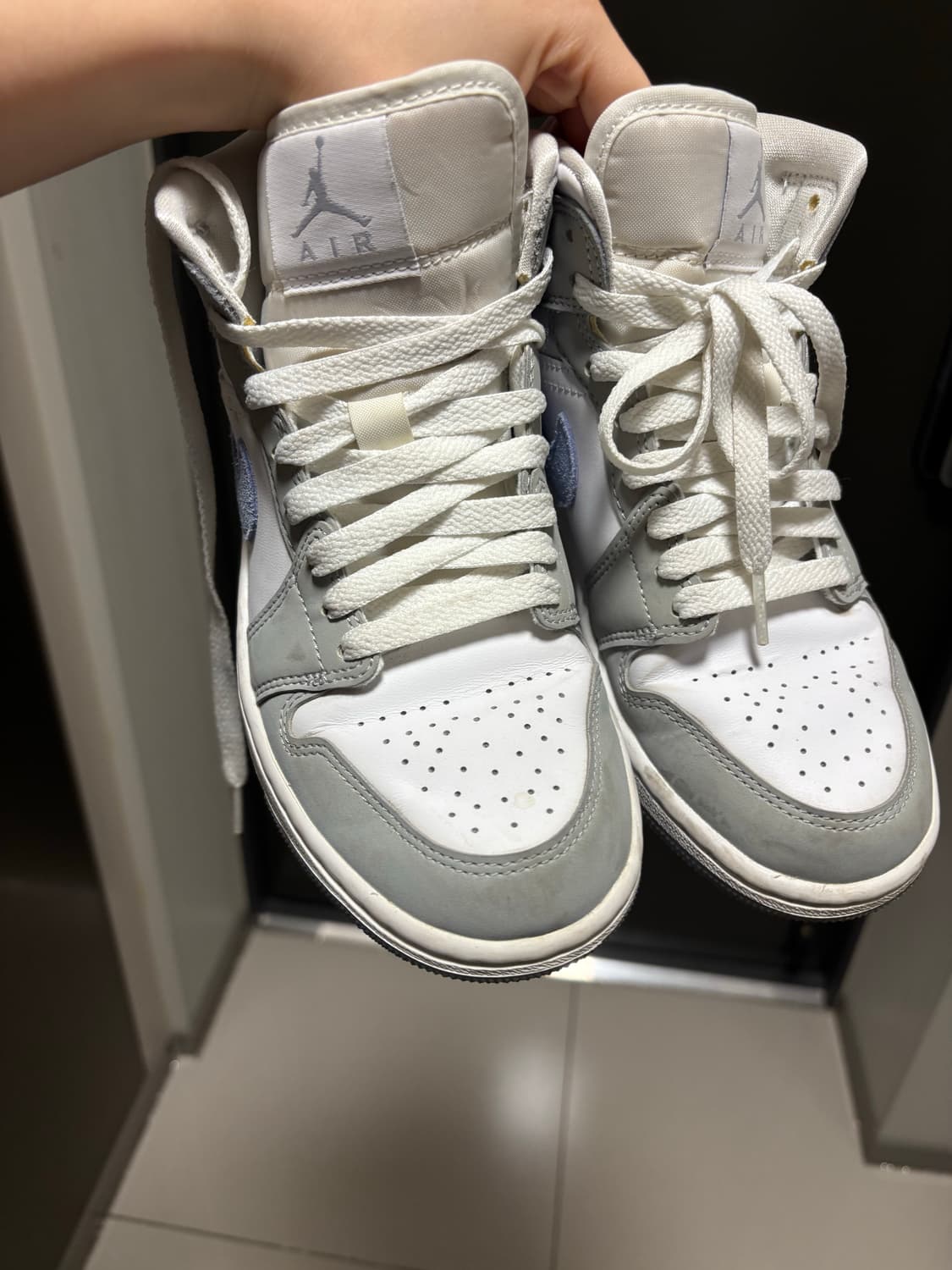 나이키 에어 조던1 하이 그레이 230 상품이미지3