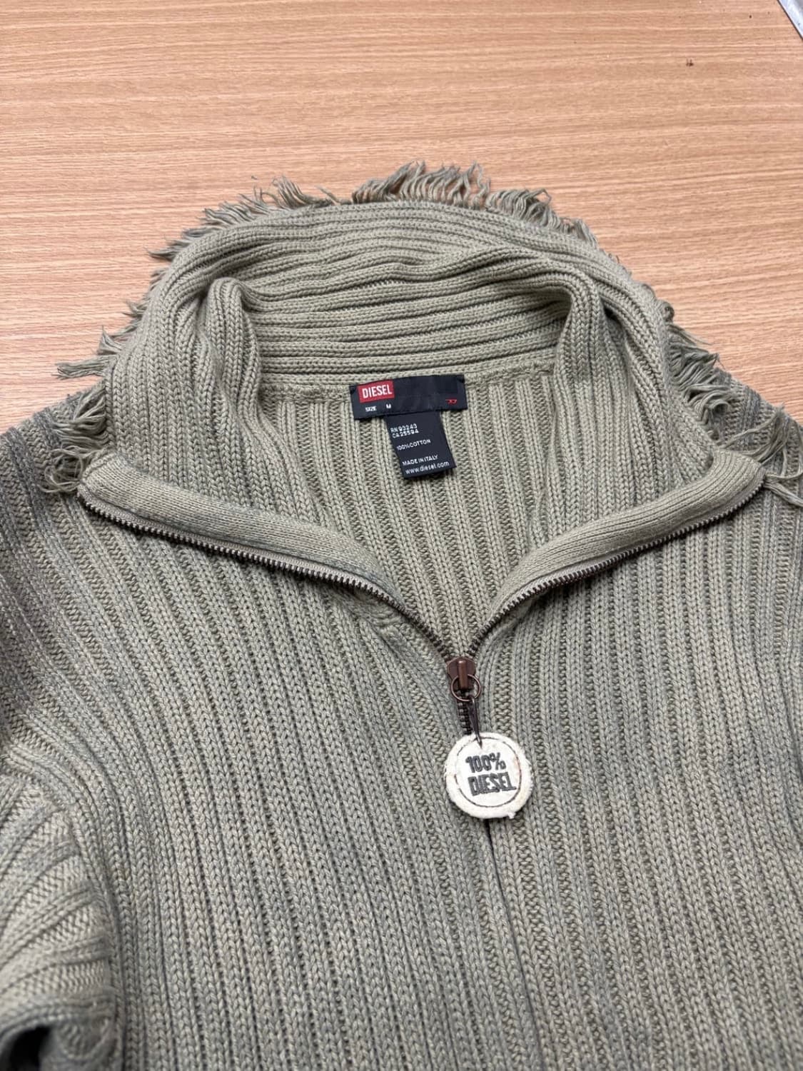디젤 그런지가공 니트 집업 (made in italy) 상품이미지1