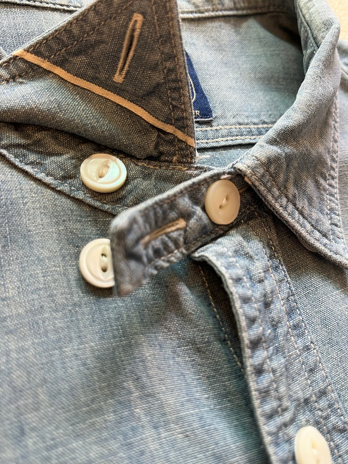 J CREW SELVEDGE CHAMBRAY SHIRTS 상품이미지3