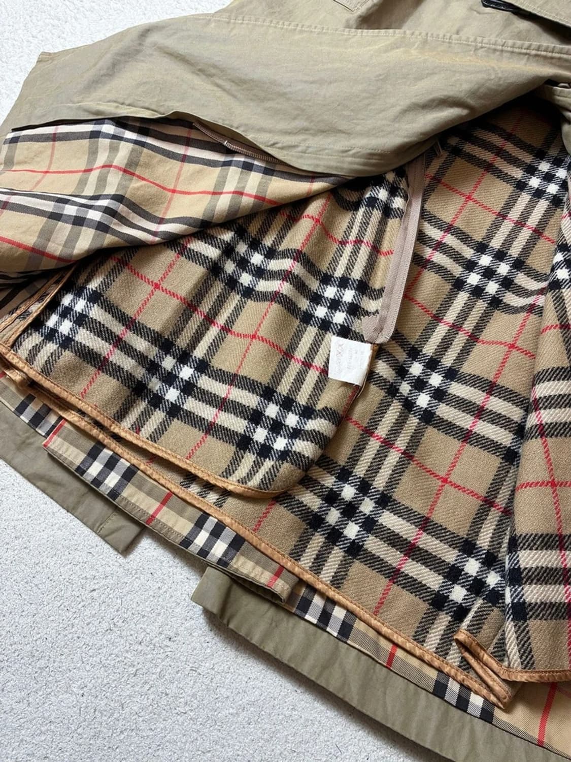 버버리 90's 재팬 벨티드 견장 롱 트렌치 코트 PN7566 상품이미지6