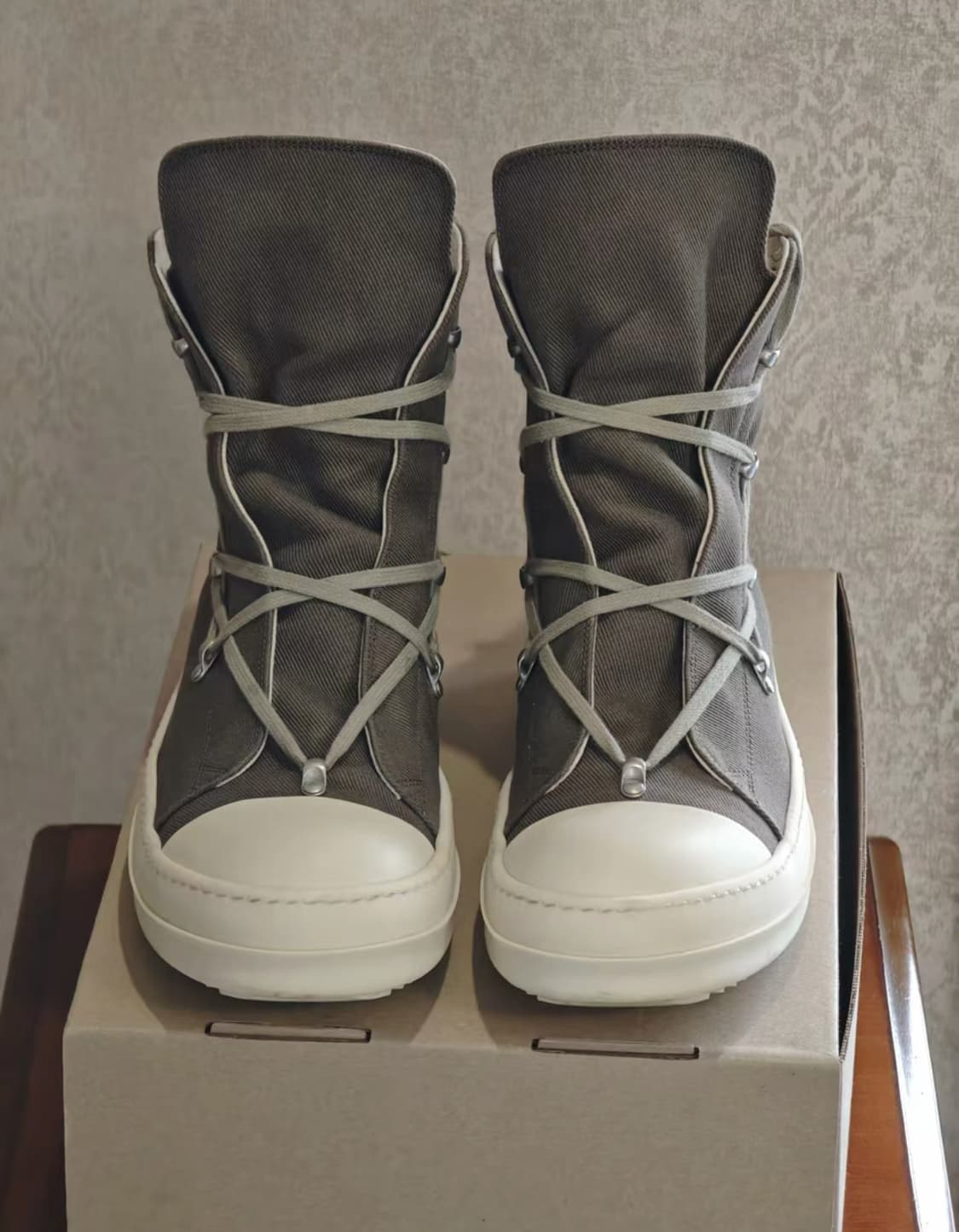 릭오웬스 다크쉐도우 메가레이스 44 상품이미지1