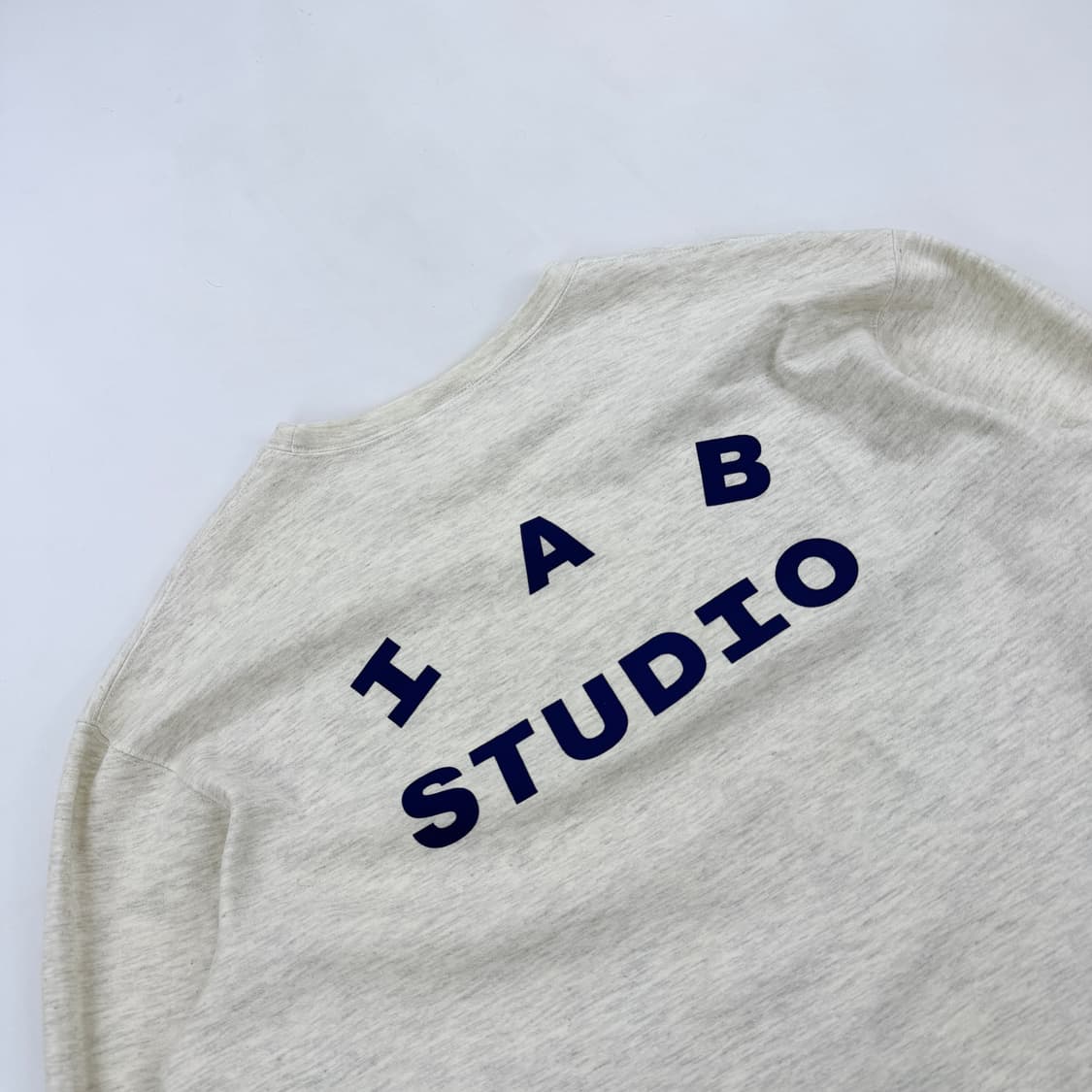 아이앱 스튜디오 롱슬리브 라이트 그레이 XL 상품이미지6