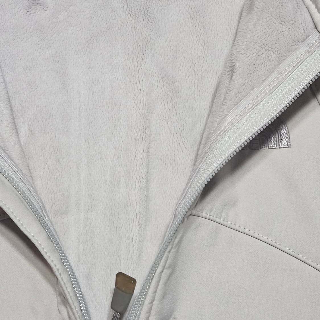 노스페이스 여성용 베스트 상품이미지4