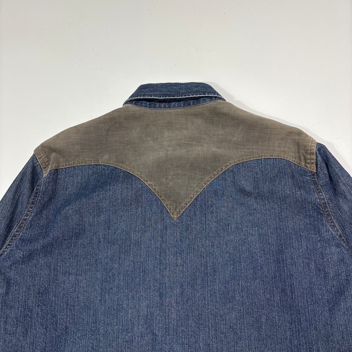 리바이스 웨스턴 배색 데님 셔츠 상품이미지8