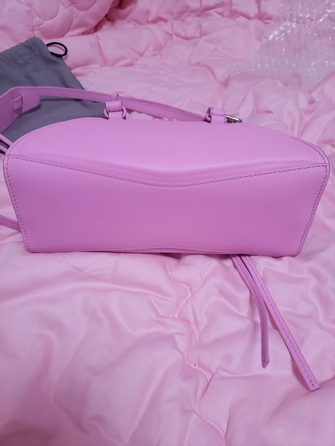 정품)급처상태좋음!발렌시아가 핑크 네오 클래식 탑핸들 시티모터크로스백가방 상품이미지7