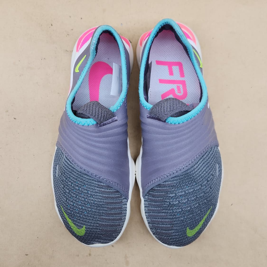 나이키 프리 런 3.0 여성런닝화240 상품이미지2