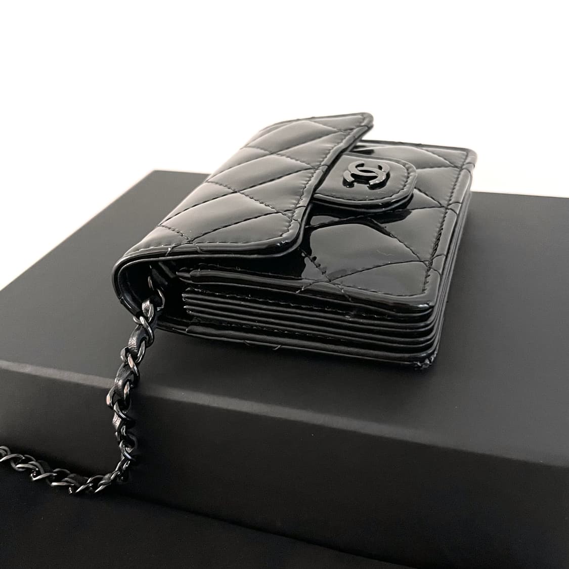 [S급/정품] 샤넬 블랙 페이던트 플랩 아코디언 체인 지갑 가방 woc 상품이미지6