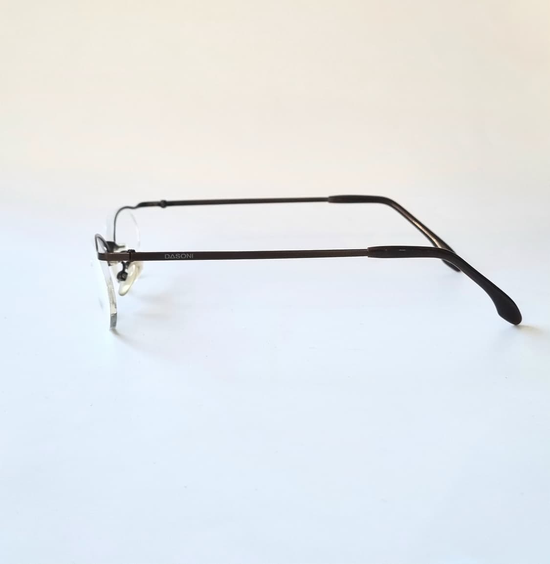데드스탁 초경량 포인트 무테 안경테 521 상품이미지5