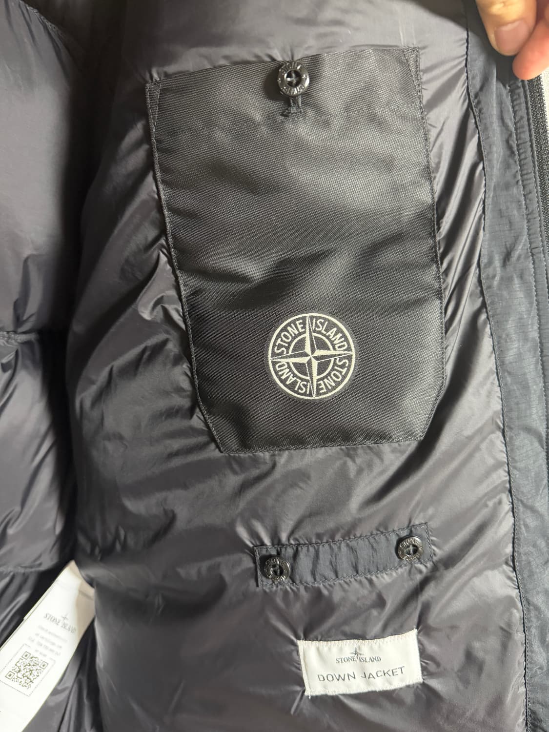 스톤아일랜드 매트 립스탑 패딩 판매합니다 상품이미지5