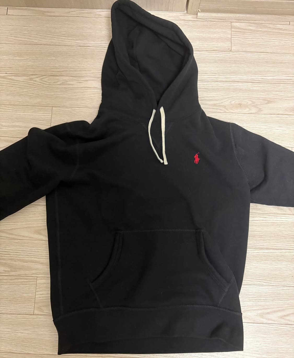 폴로 검정 후드티 상품이미지1