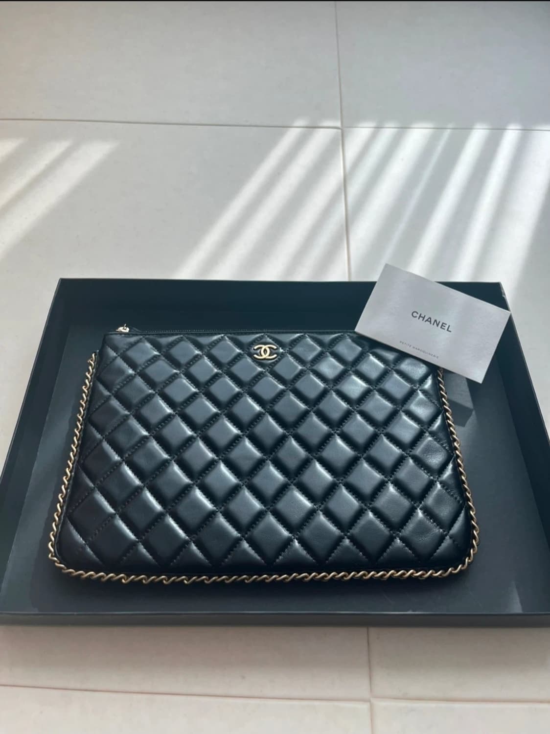 샤넬 체인 클러치백 / 새제품급, 한정판 제품 상품이미지1