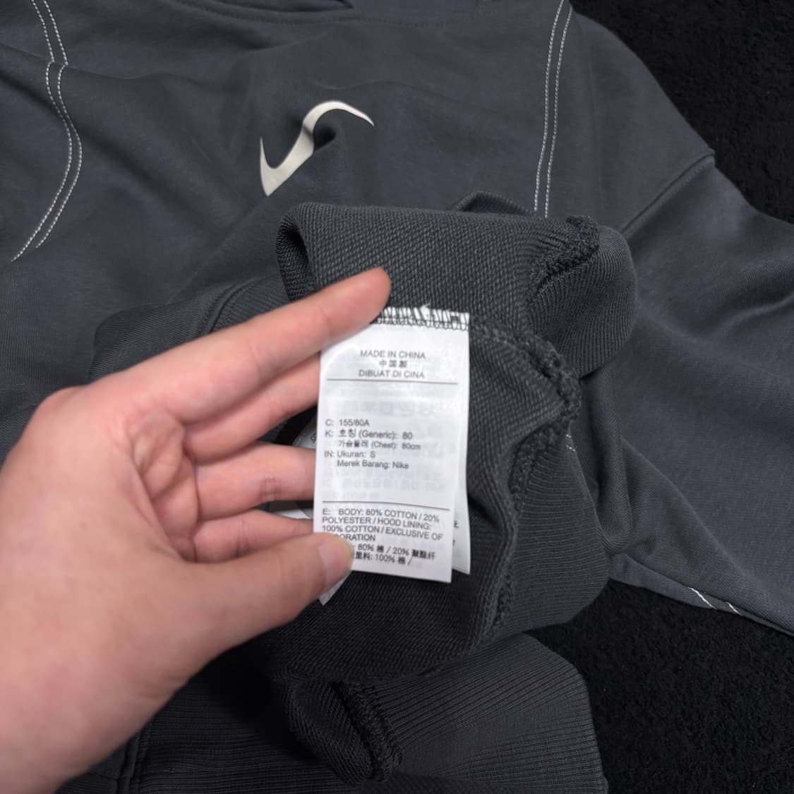 우먼 나이키 먹색 미들로고 스티치 후드티 상품이미지6