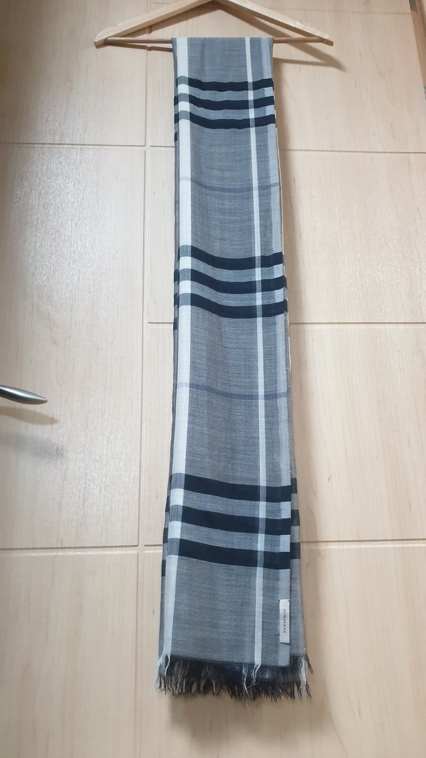 버버리 자이언트 체크 울 스카프 상품이미지1