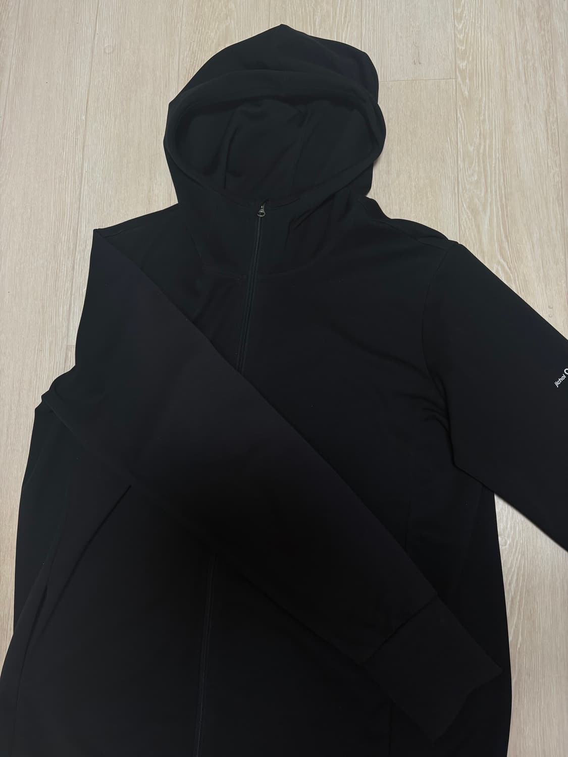지초이 23-006 WIND ZIP HOODIE BLACK 상품이미지1