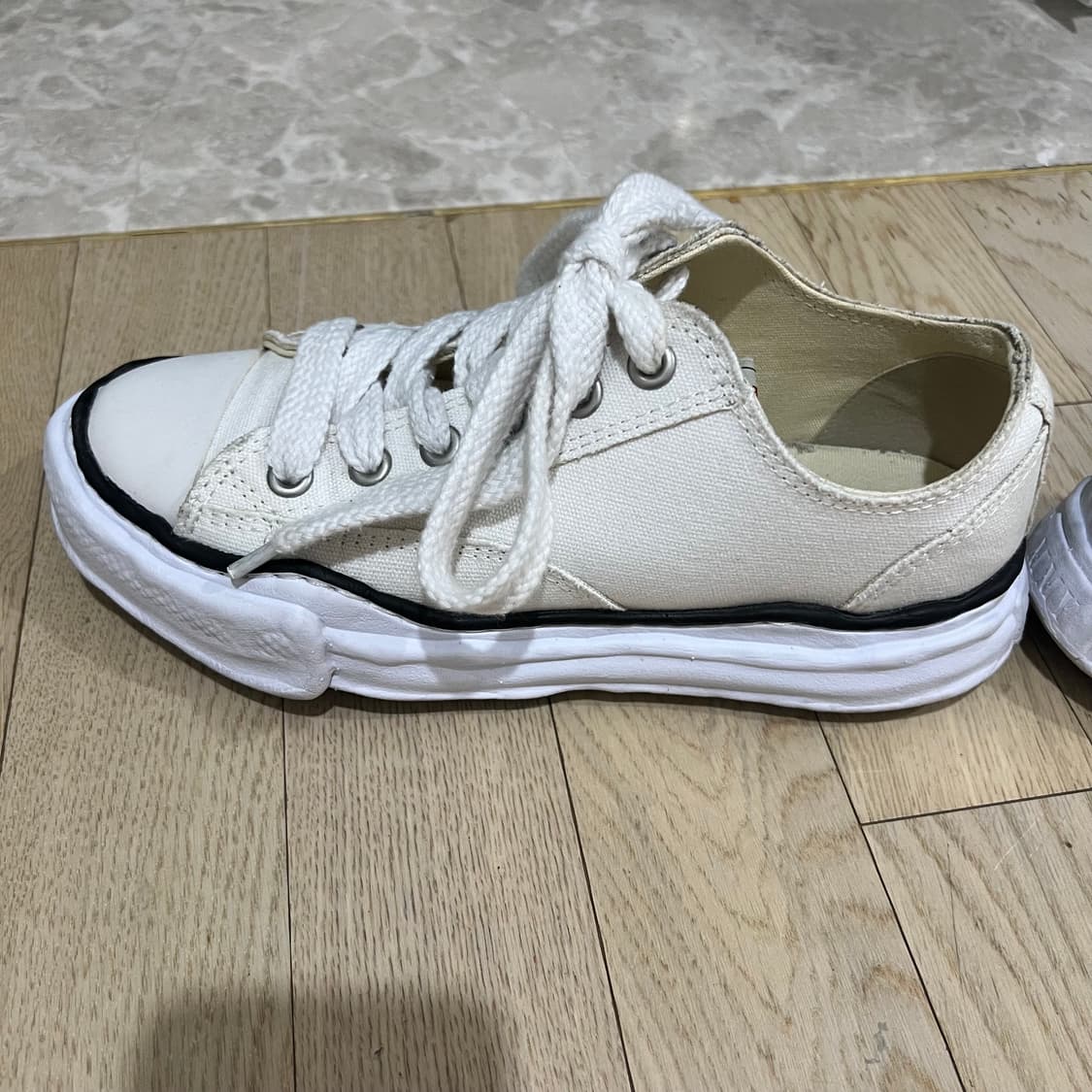 (40) 메종 미하라 야스히로 피터슨 OG 화이트 상품이미지6