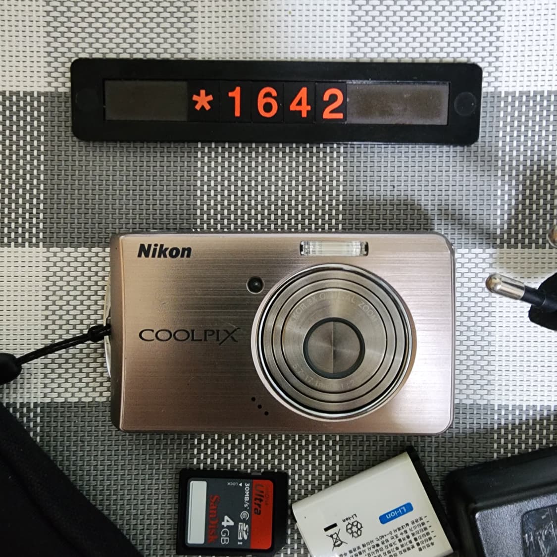 니콘 쿨픽스 S 520 디지털카메라 파우치포함 상품이미지1