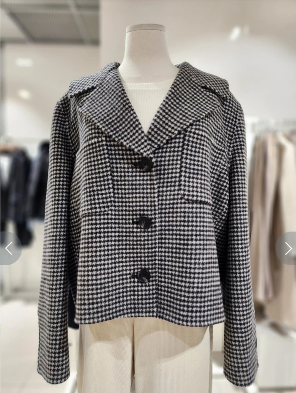 SOUP 핸드메이드숏코트 (66사이즈 택있는 새옷) 하운드투스 상품이미지2