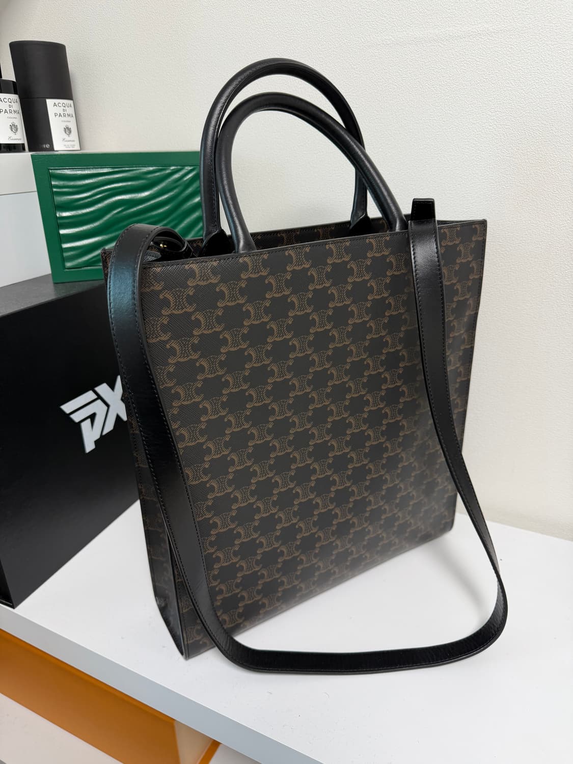 셀린느 트리오페 버티컬 카바스 토트백 미디움 상품이미지4