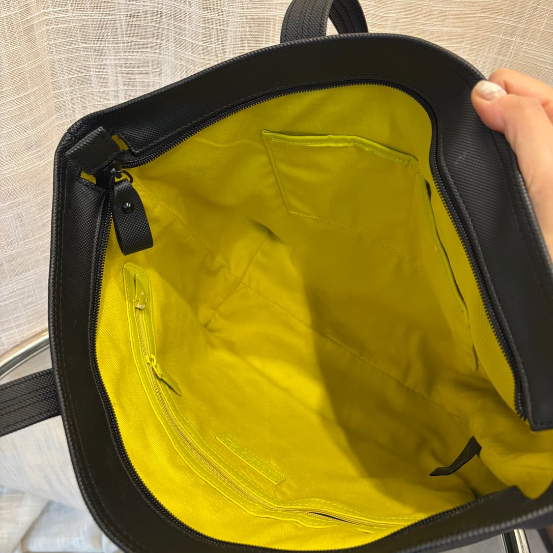 정품 라코스테 PVC 블랙 토트백     상품이미지7