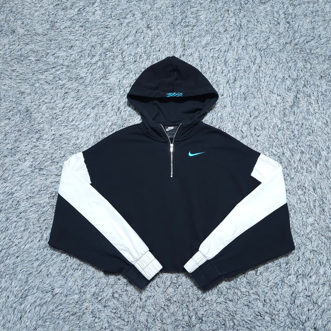 나이키) S 여자 하프집업 오버사이즈 크롭후드티 / 왕눈이샵 상품이미지1