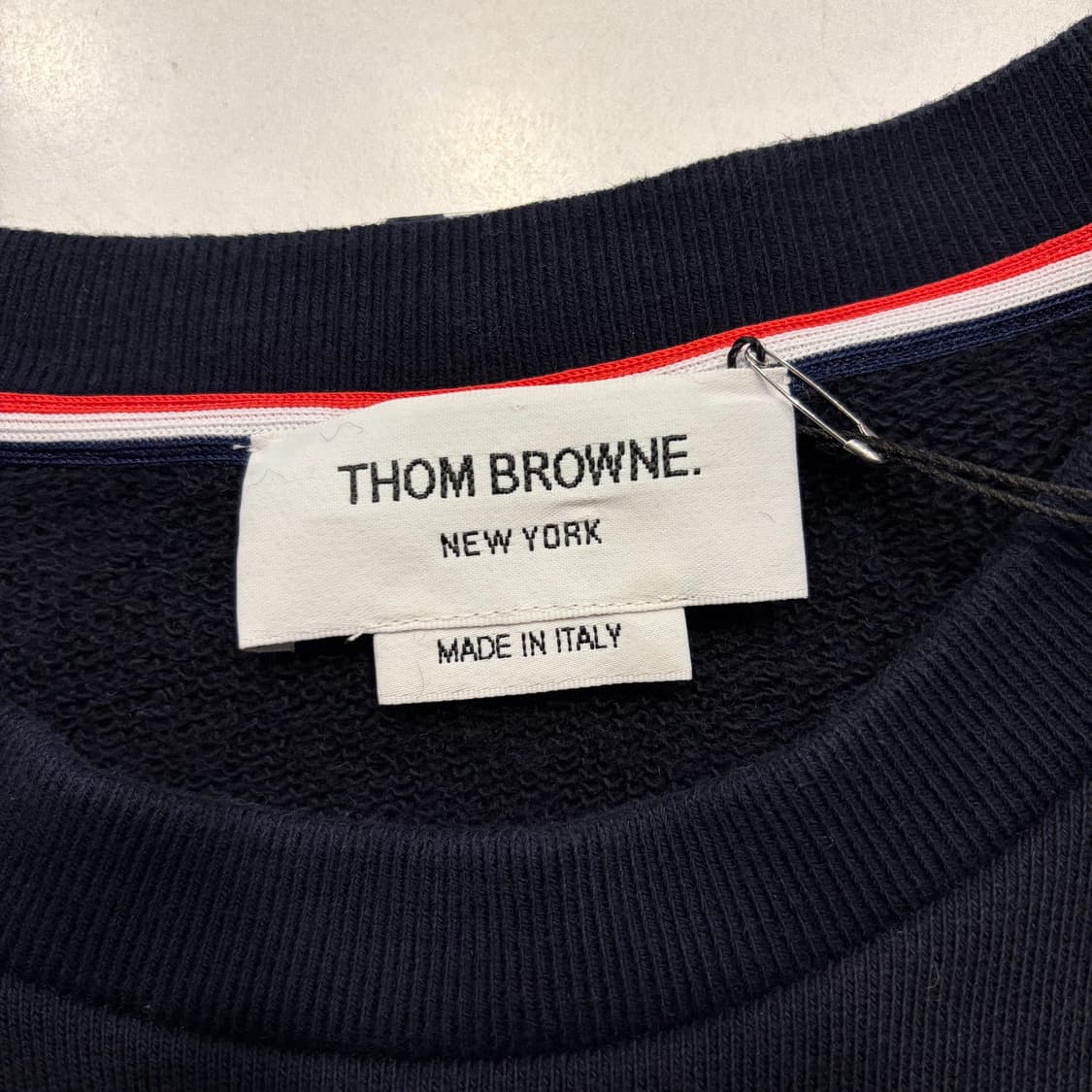 [4] 톰브라운 네이비 애니멀 자수 스웻 맨투맨 D252 상품이미지7