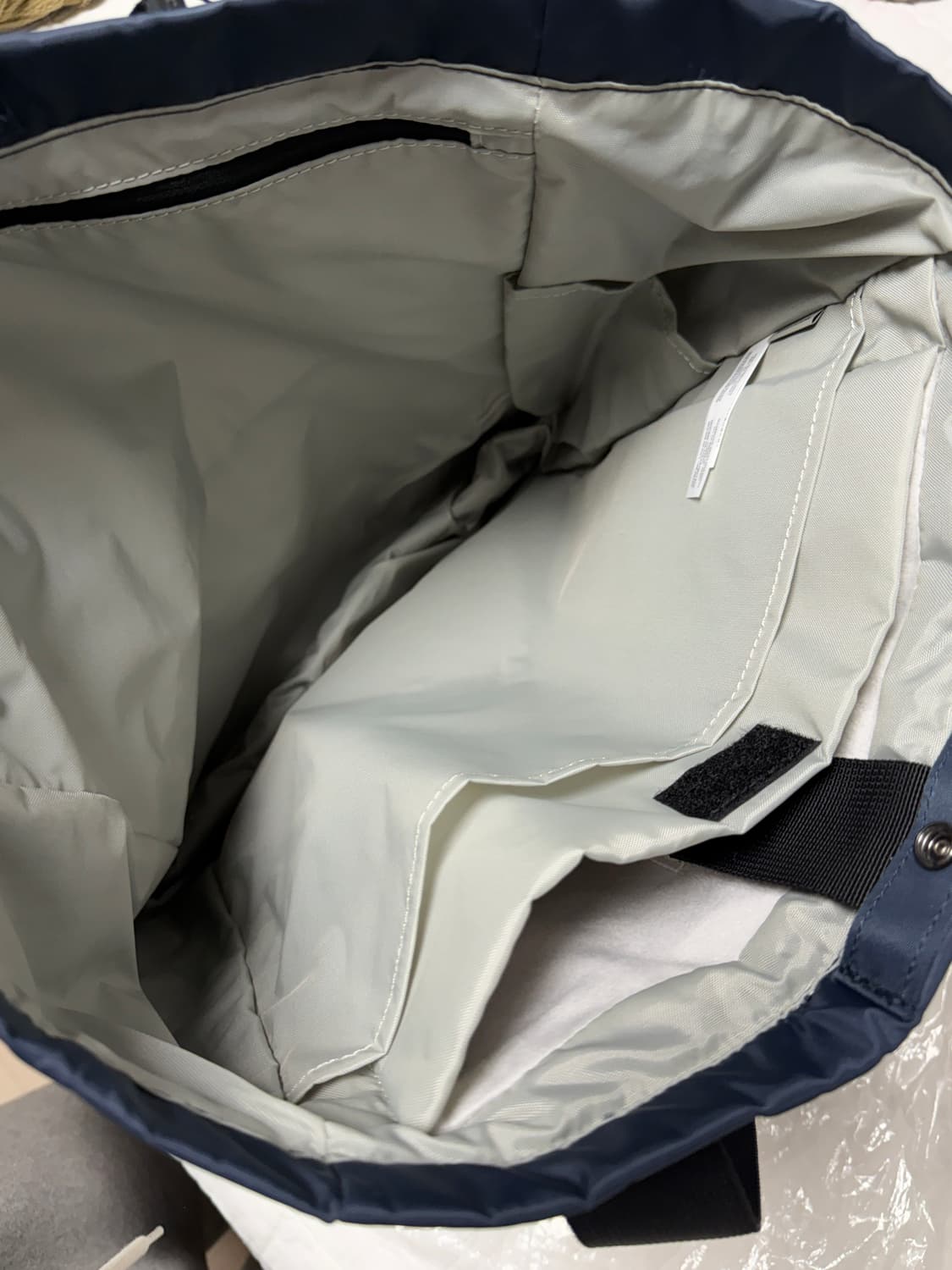 인케이스 컴패스 토트백 네이비 미개봉 새제품(16인치 노트북 수납) 상품이미지6